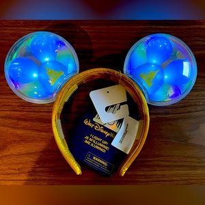 ✨🤍💙Disney 50th Anniversary Light Up Mickey Minnie Ears Headband💙🤍✨